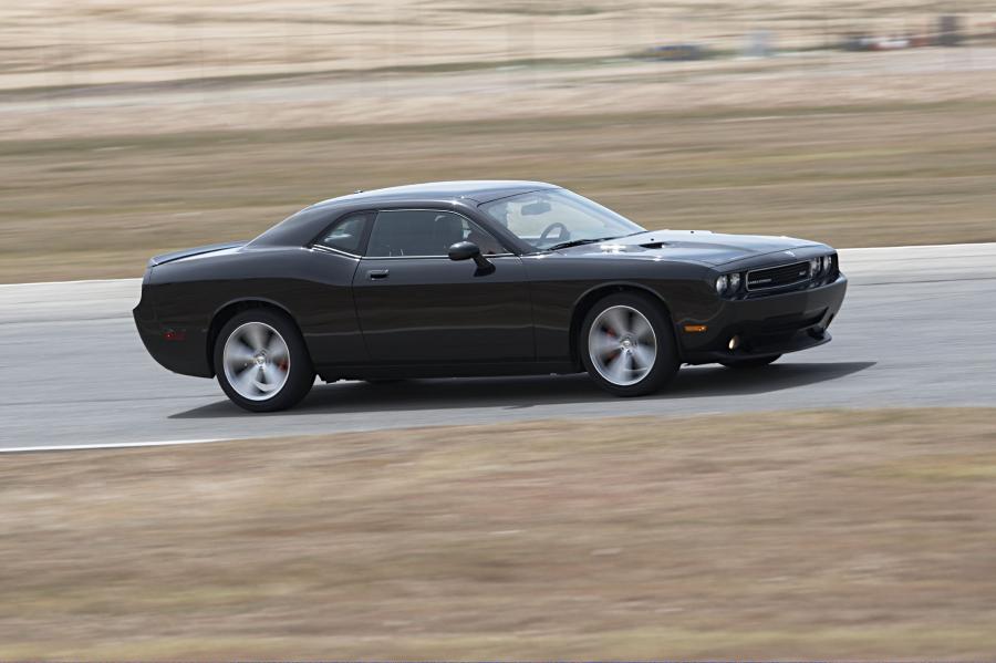  Dodge Challenger SRT8 2008 года  (фото 142 из 356)